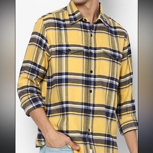 American Eagle outfitters yellow plaid button down shirt size L